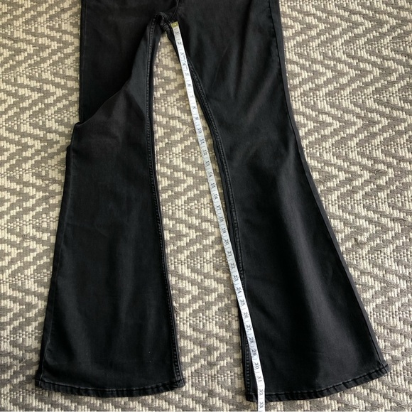 We the free penny pull on flare jeans size 33 - Picture 7 of 15